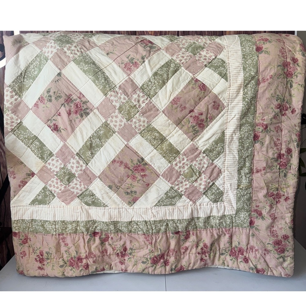 Vintage Handmade Floral Patchwork Quilt Pink Green Full Double 78x80 Cottagecore